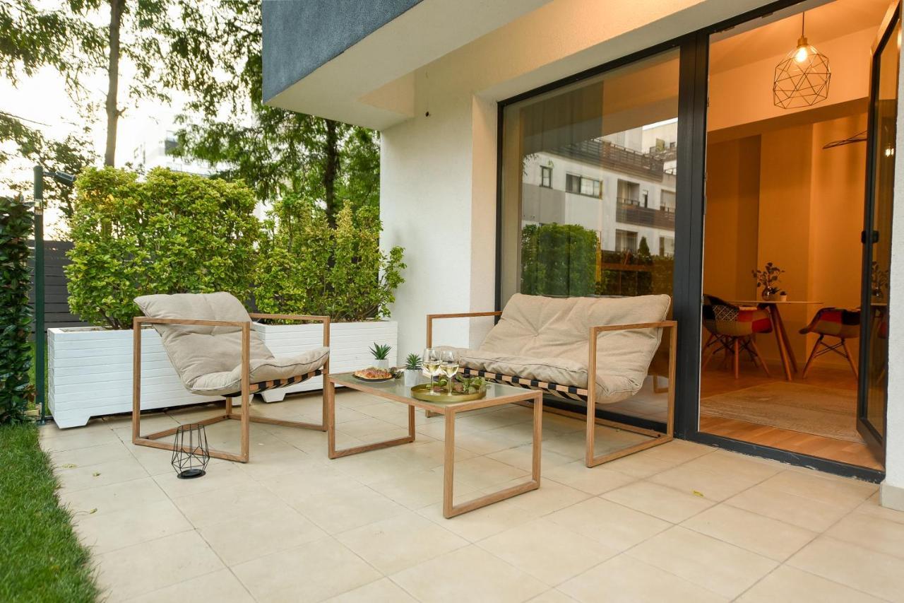 Vacation Feel - 2Br Apartment With Terrace & Private Parking In Baneasa 부쿠레슈티 외부 사진
