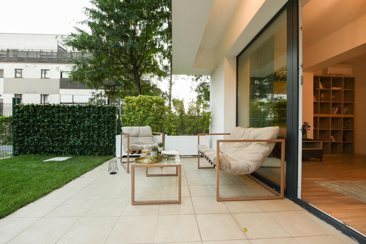 Vacation Feel - 2Br Apartment With Terrace & Private Parking In Baneasa 부쿠레슈티 외부 사진